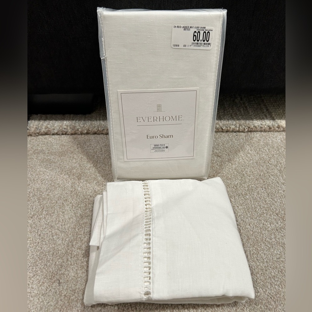 Everhome White Euroshams 26x26